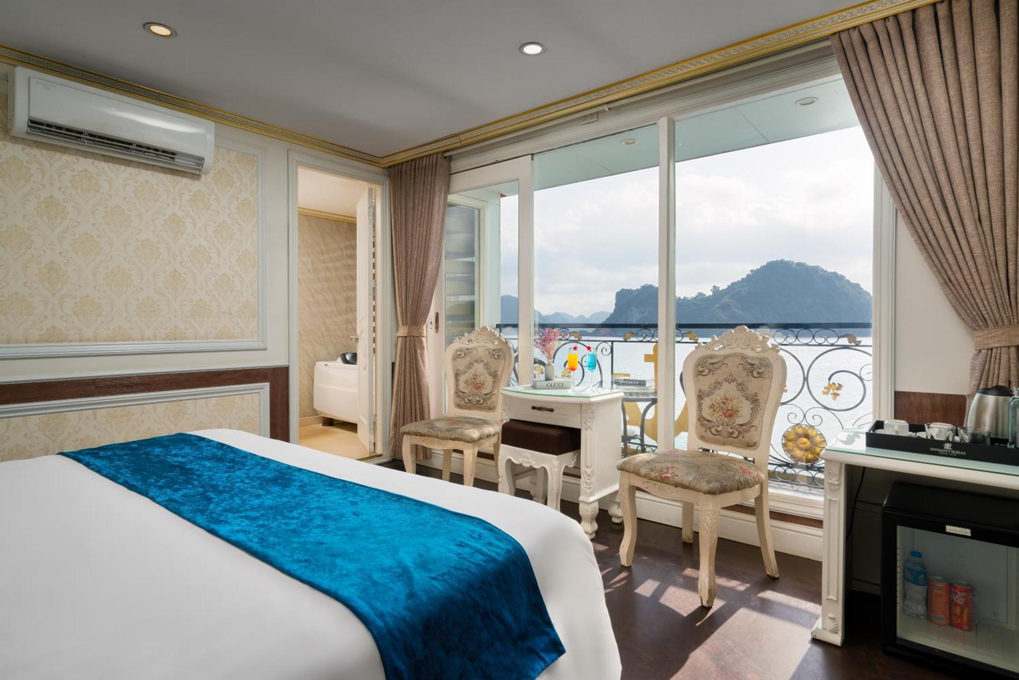 מלון Ha Long Aqua Legend Cruise מראה חיצוני תמונה